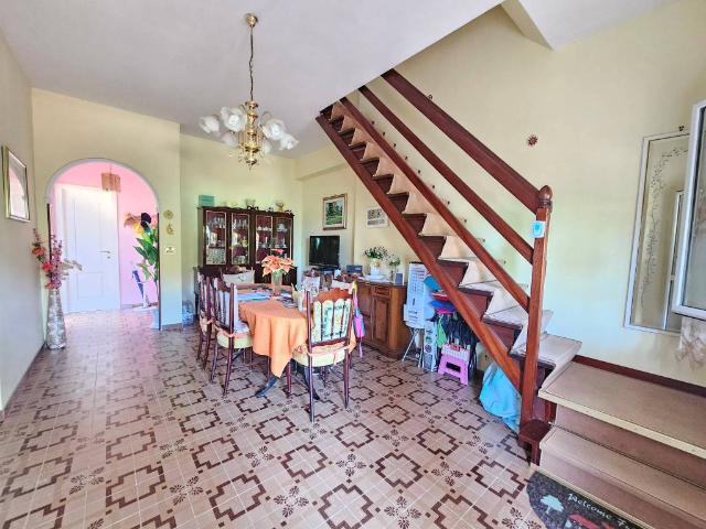 Villa in vendita a Pomezia RM