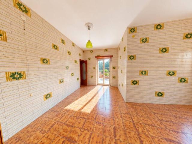 Villa in vendita a Pomigliano d'Arco NA