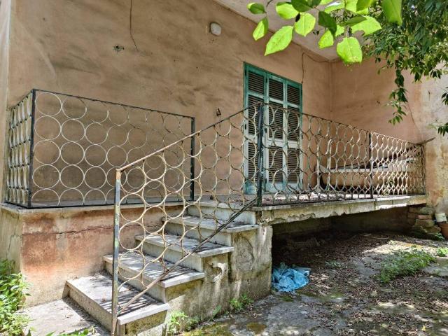 Villa in vendita a Pomigliano d'Arco NA