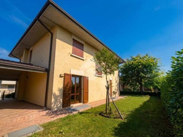 Villa in vendita a Poncarale BS