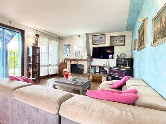 Villa in vendita a Poncarale BS