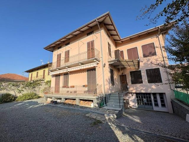 Villa in vendita a Ponderano BI