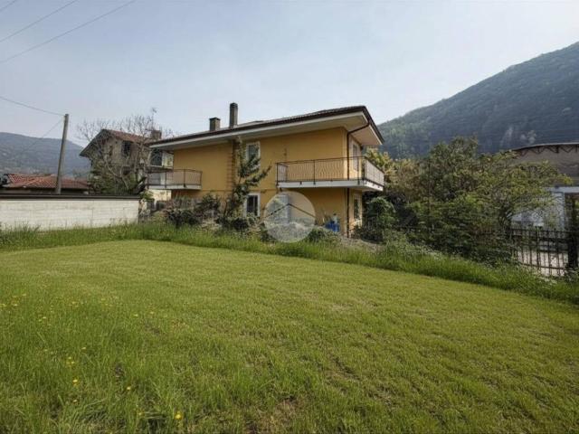 Villa in vendita a Pont Canavese TO
