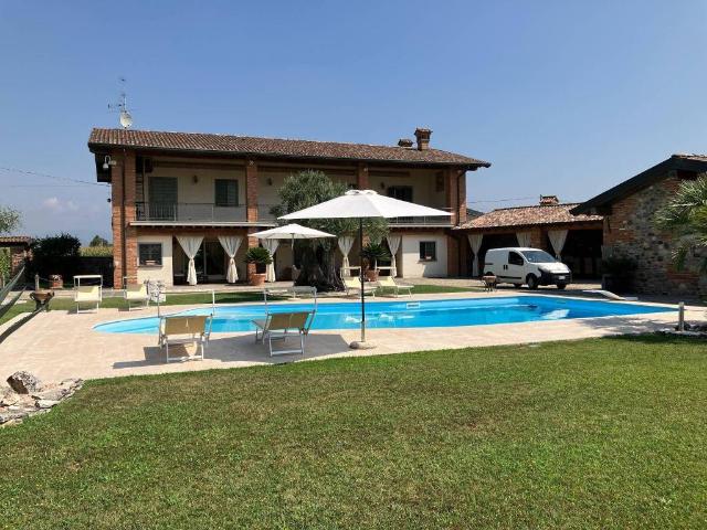 Villa in vendita a Pontoglio BS