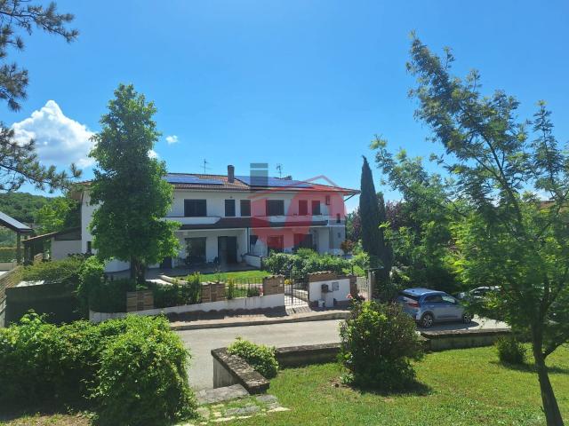 Villa in vendita a Ponte