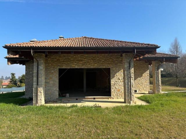 Villa in vendita a Ponte dell'Olio PC