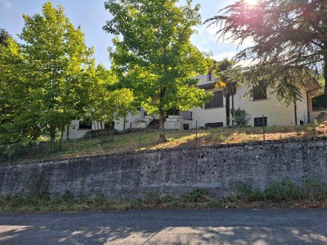 Villa in vendita a Ponte dell'Olio PC