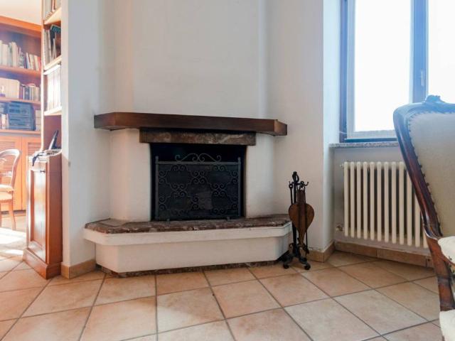 Casa indipendente in vendita a Ponte in Valtellina SO