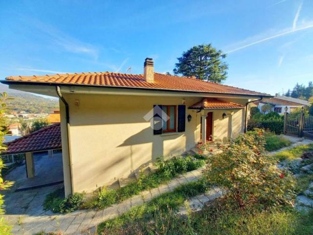Villa in vendita a Ponte Lambro CO