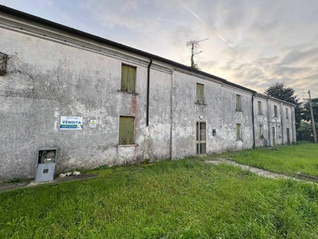 Villa in vendita a Pontecchio Polesine RO