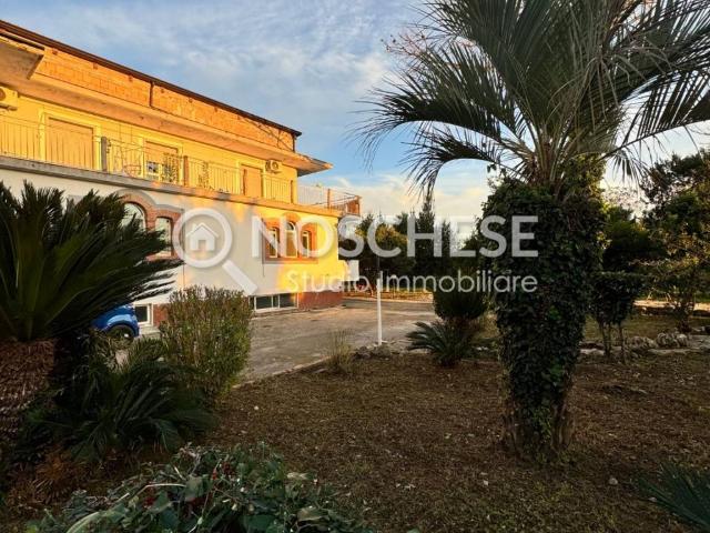 Villa in vendita a Pontecagnano Faiano SA