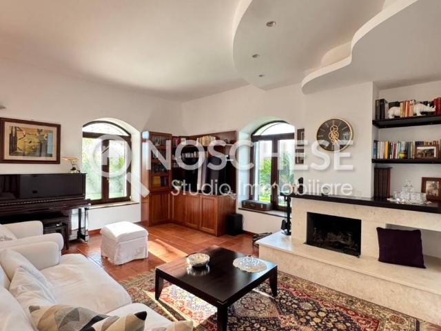 Villa in vendita a Pontecagnano Faiano SA