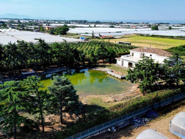 Villa in vendita a Pontecagnano Faiano SA