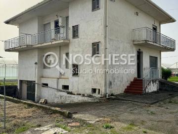 Villa in vendita a Pontecagnano Faiano SA