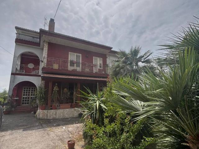 Villa in vendita a Pontecagnano Faiano SA