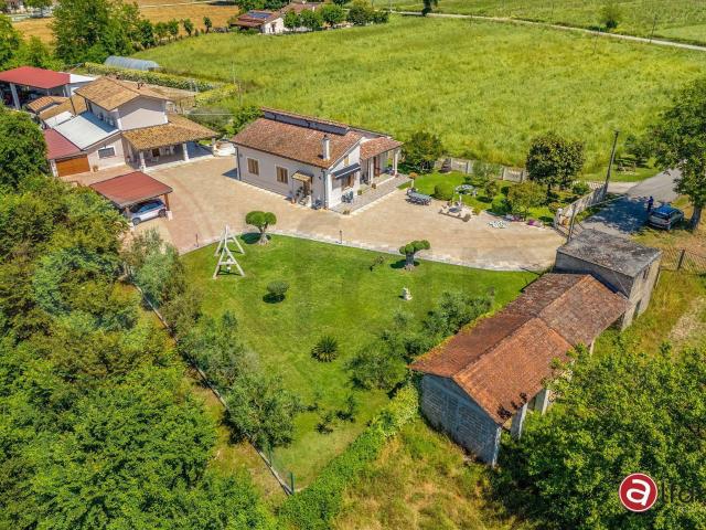 Villa in vendita a Pontecorvo