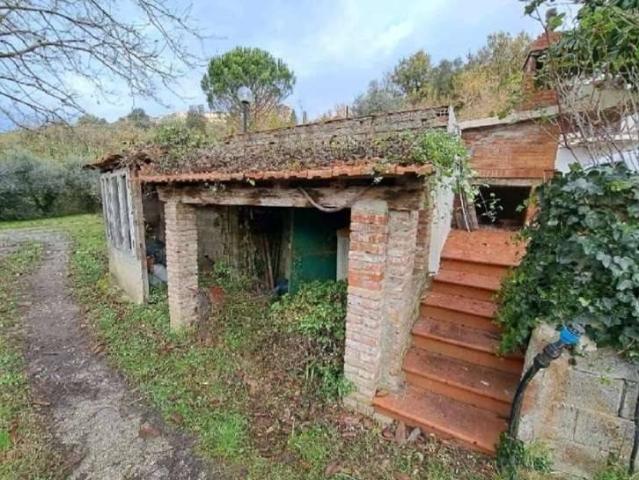 Villa in vendita a Pontedera PI