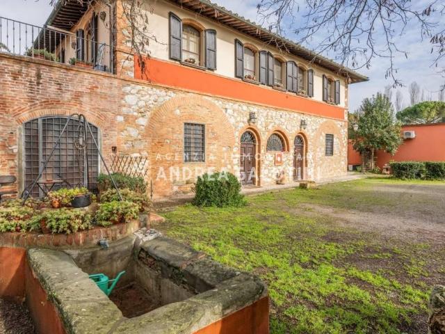 Villa in vendita a Pontedera PI
