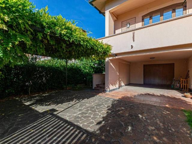 Villa in vendita a Pontedera PI