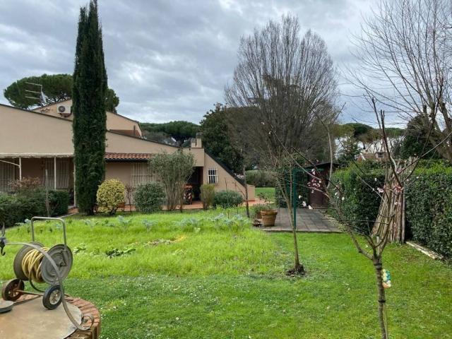 Villa in vendita a Pontedera PI