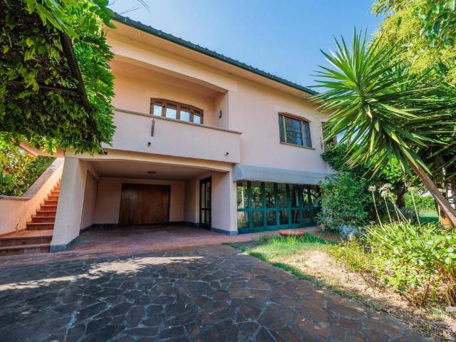Villa in vendita a Pontedera PI