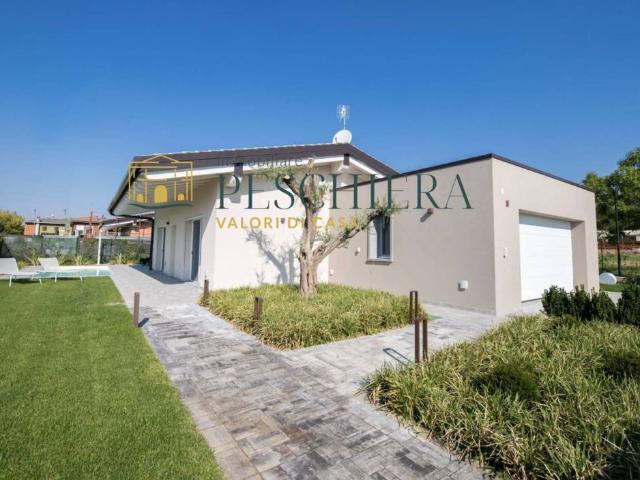 Villa in vendita a Ponti sul Mincio MN