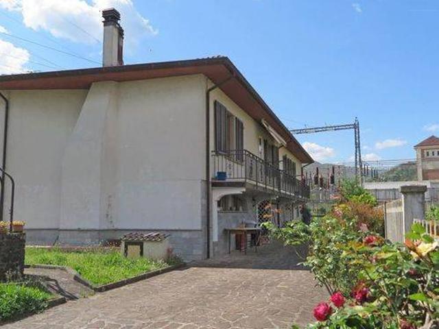 Villa in vendita a Pontremoli MS