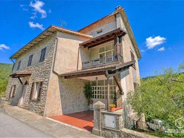 Villa in vendita a Pontremoli MS