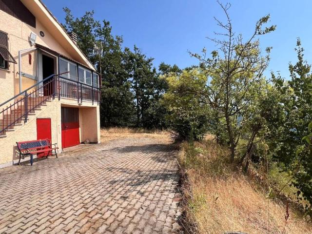 Villa in vendita a Ponzone AL