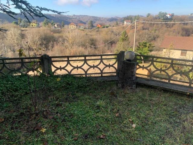 Villa in vendita a Ponzone AL