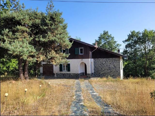Villa in vendita a Ponzone AL