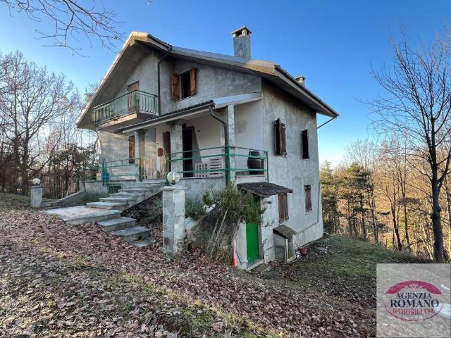 Villa in vendita a Ponzone AL