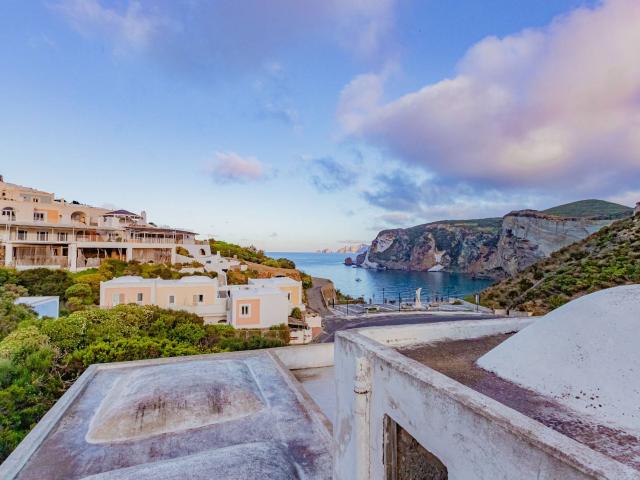 Villa in vendita a Ponza