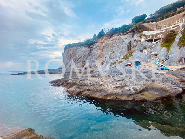 Villa in vendita a Ponza LT