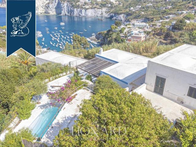 Villa in vendita a Ponza LT
