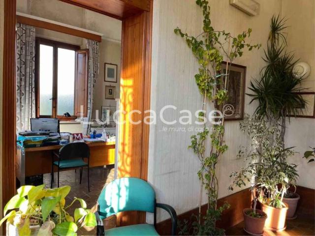 Villa in vendita a Porcari LU