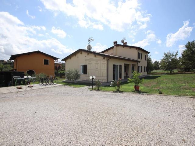 Villa in vendita a Porcari LU