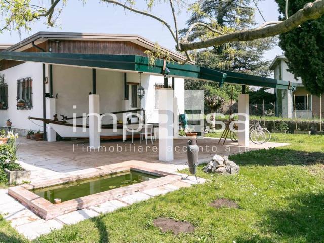 Villa in vendita a Porcia PN