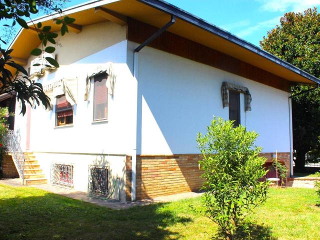 Villa in vendita a Porcia PN