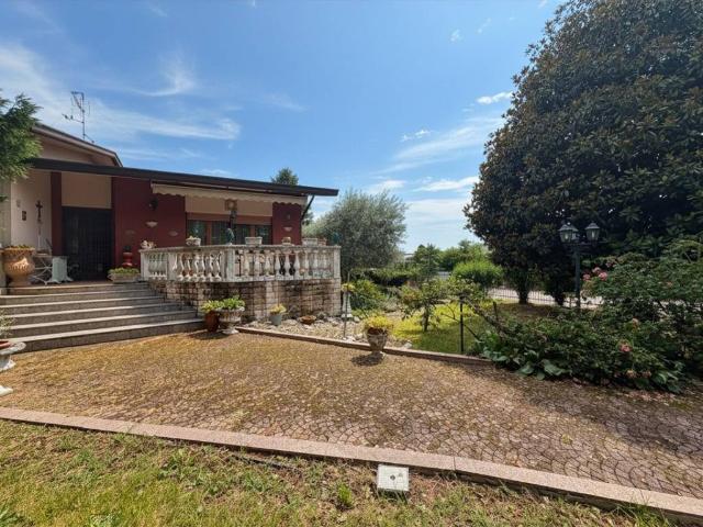 Villa in vendita a Pordenone PN