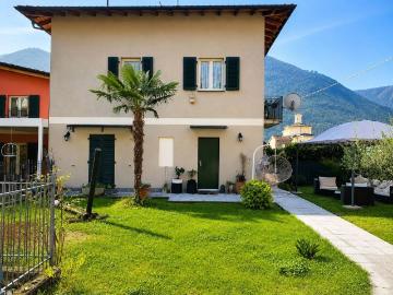 Villetta a schiera in vendita a Porlezza CO