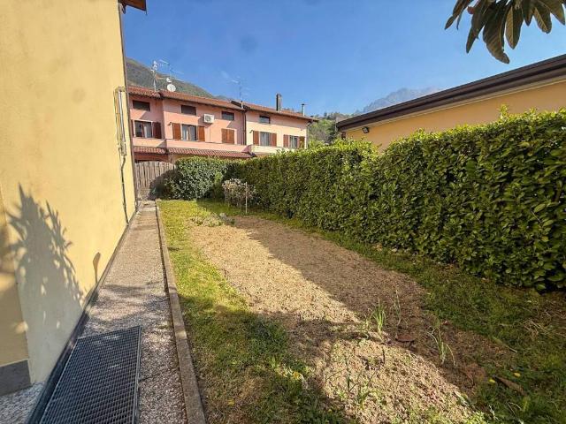 Villa in vendita a Porlezza CO
