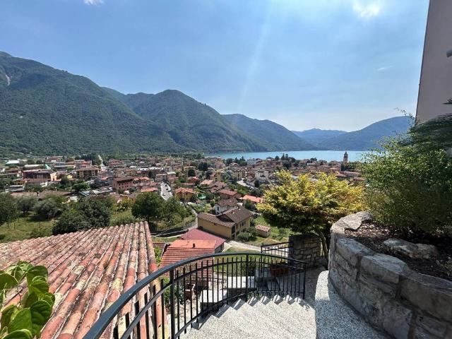 Villa in vendita a Porlezza CO
