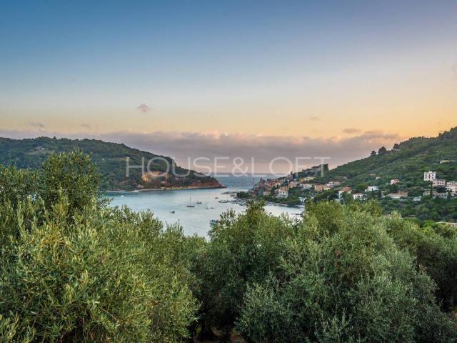 Villa in vendita a Portovenere SP