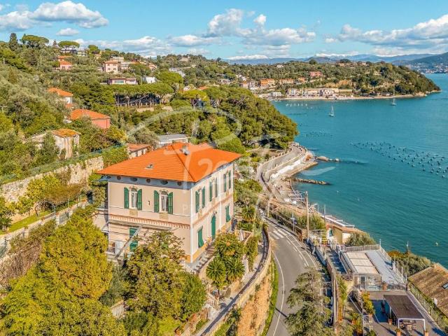 Villa in vendita a Portovenere SP