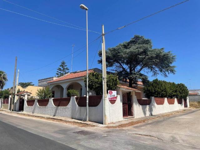 Villa in vendita a Porto Cesareo LE