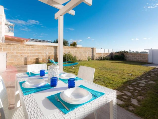 Villa in vendita a Porto Cesareo LE