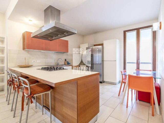 Villa in vendita a Porto Mantovano MN