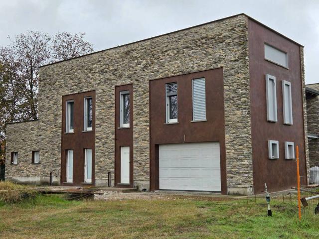 Villa in vendita a Porto Mantovano MN