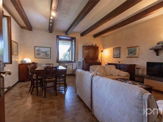 Villa in vendita a Porto Mantovano MN